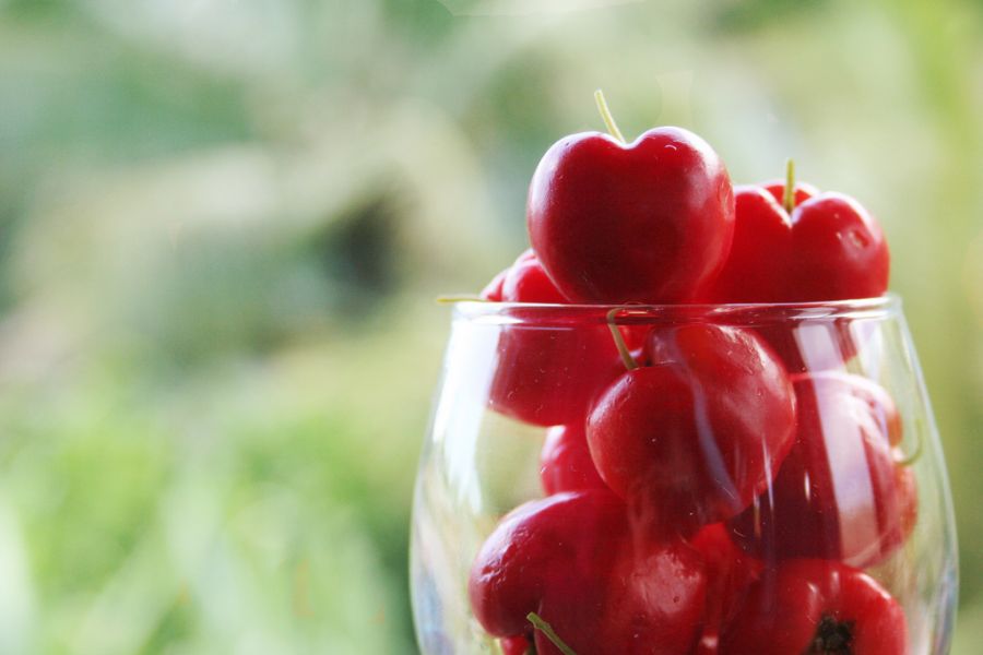 viver bem gastando pouco alimentos saudaveis e baratos acerola