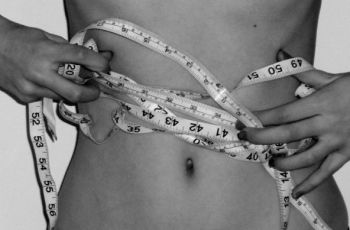Como Tirar Medidas Corporais – Guia Completo Para Tirar Medidas Do Corpo Com Fita Métrica (Mais: Planilha Bônus Gratuita)